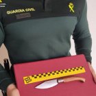 Navaja de 10cm de hoja y 12cm de mango que utilizó el detenido