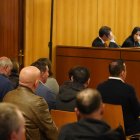 Arranca el juicio por el fraude de los ataúdes en la funeraria El Salvador.