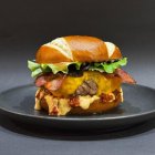 Hamburguesa V26 de Vayco, una de las 15 finalistas