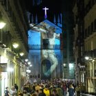 Iluminación de las fachadas de la Plaza mayor y de la Vera Cruz con motivos de la semana Santa.