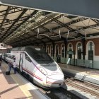 Tren Avant en la estación de trenes Campo Grande de Valladolid