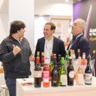 El presidente de la Diputación, Conrado Íscar, en el stand de Valladolid.