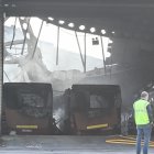 Un incendio ha causado importantes daños en las cocheras municipales de Burgos, con varios vehículos calcinados