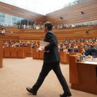 El candidato a la Presidencia de la Junta de Castilla y León, Alfonso Fernández Mañueco, expone su programa de gobierno en las Cortes.