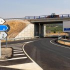 Señalización del nuevo enlace de la A-11 hacia Valladolid y el desvío provincial por la VP-3001