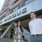 La directora del hotel, Irene Hernández, y Rubén Blanco, el gerente de Fagra, la empresa dueña del edificio.-M. Á. Santos