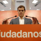 Albert Rivera, durante una reunión de Ciudadanos.-JOSÉ LUIS ROCA