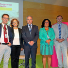 Mikel Navarro, Mercè Chacón, Agustín Sigüenza, Rosalía Serrano, Fernando Rey y Amalia Blanco.-EL MUNDO