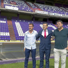 Catalina, Miguel Ángel Gómez  y Jesús Sánchez, el día de su presentación.-PABLO REQUEJO