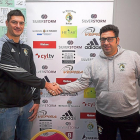 Hansie Graaff, el nuevo apertura del SilverStorm, junto a Juan Carlos Pérez durante su presentación.-PABLO REQUEJO