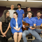 Yayo Cáceres, Francesco Carril y Viteri (arriba)  junto a Álvaro Tato, Inma Cuevas, Fran García y Jacinto Bobo.-M. Á. SANTOS