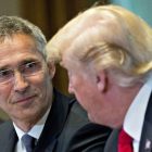 Stoltenberg y Trump hablarán sobre los éxitos sin precedentes de la OTAN.-EFE