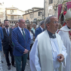 Luis Tudanca, ayer, en la Procesión en honor a Santa Teresa de Jesús en Alba de Tormes.-ICAL