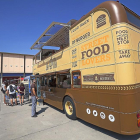 El autobús británico de La Pepita Burger en la Feria de Muestras-PHOTOGENIC
