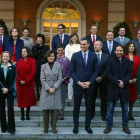 Foto de familia del Gobierno de Pedro Sánchez antes del primer Consejo de Ministros de la legislatura.-DAVID CASTRO