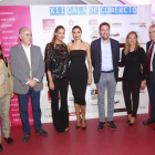 Estefanía Luyk y Juncal Rivero, en el centro, flanqueadas por Gato y Puente, junto con representantes de los organizadores, entre ellos el presidente de Fecosva, Javier Labarga.-J.M. Lostau