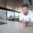 El cocinero Javier Peña en su local Sibaritas Klub, situado en la décima planta del Museo de la Ciencia.-PHOTOGENIC