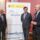 El presidente de la Confederación Hidrográfica del Duero, Juan Ignacio Diego Ruiz, inaugura una jornada sobre la revisión del Plan Especial de Gestión de Sequía junto al presidente de la Diputación, Jesús Julio Carnero y el subdelegado del Gobierno-ICAL