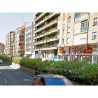 Avenida Palencia de la capital vallisoletana, a la altura del número 22 donde se produjo la agresión.-E. M.