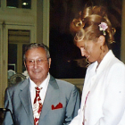 Boda de Simón Jochimec con Dominique Louis en septiembre de 2002 en Lyon, 10 meses antes de que ella le matara.- LE PROGRÉS