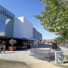 Centro comercial Vallsur.-J. M. LOSTAU