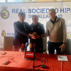 El club deportivo multidisciplinar y centenario, Real Sociedad Hípica, con su presidente Gonzalo Cebrián a la cabeza, acogió la previa del UEMC RVB-Betis donde renovó su convenio de colaboración con el club de baloncesto. / G. V.