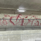 Grafitis en el túnel de Andrómeda.- E. M.