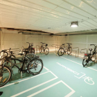 Nuevo aparcamiento de bicicletas en el estacionamiento de la plaza Mayor.- PHOTOGENIC