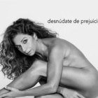 Lolita se desnuda por la lucha contra el Sida.-