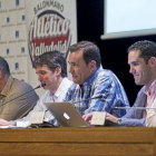 Ollero, Minguez, Sánchez-Valencia, Arranz y Parro, durante la última Asamblea informativa del BM Atlético.-M. Á. Santos