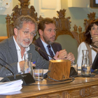 Manuel Saravia, Óscar Puente y Ana Redondo durante el pleno del Ayuntamiento.-J.M. LOSTAU