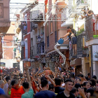 Miles de personas se empapan en la fiesta del Chúndara.-JOSÉ C. CASTILLO/ PHOTOGENIC