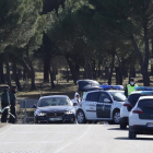 La Guardia Civil corta al tráfico la zona en la que se encontró el cadáver de Esther.- ICAL