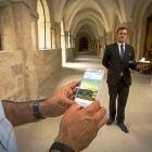 Servicio digital de mayordomía y un mayordomo en Abadía Retuerta LeDomaine.-MIGUEL ÁNGEL SANTOS