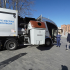 Camión de recogida de residuos que tiene a prueba el Ayuntamiento. / E.M.