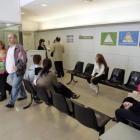 Sala de espera del servicio de urgencias del hospital Parc Taulí de Sabadell.-Foto: EFE