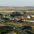 Vista panorámica de la localidad vallisoletanana de Simancas.-ICAL