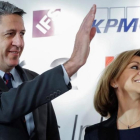 Xavier García Albiol y María Dolores de Cospedal, este jueves en un desayuno organizado por la agencia Europa Press en Madrid.-EFE / EMILIO NARANJO