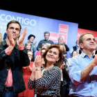 Pedro Sánchez, Carmen Calvo y José Manuel Franco el jueves en Alcorcón (Madrid), en un acto de la campaña contra el machismo.-EFE / F. VILLAR