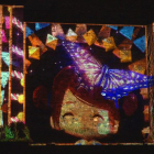 El espectáculo ‘Cuento de Navidad’ iluminando la muralla de la Alcazaba.-XTRAÑAS PRODUCCIONES