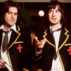 Ray y Dave Davies, dos de los integrantes de la banda The Kinks-EL PERIÓDICO