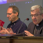 Antonio Jesús Martín y Luis Argüello durante la presentación de la Memoria Regional 2018 de Cáritas.-ICAL