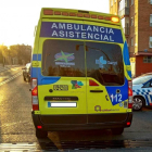 Ambulancia desplazada al lugar del accidente.-@PoliciaVLLTwitter