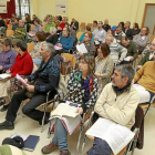 Asistentes a la asamblea de la Federación de Vecinos Antonio Machado celebrada este domingo-J.M.Lostau