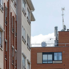 Estación que Telefónica debía haber desmantelado en la plaza Ribera de Castilla-M. Á. SANTOS