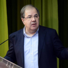El presidente de la Junta de Castilla y León, Juan Vicente Herrera, clausura el curso de verano Prensa y Poder con la ponencia 'España y Castilla y León ante el reto del futuro'.-ICAL