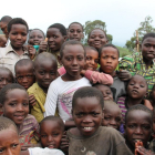 Un grupo de niños congoleños que han huido de la guerra que asola el país.-TRINIDAD DEIROS