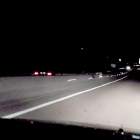 La colaboración de otros conductores facilitó localización del ‘kamikaze’, que se desplazaba en dirección contraria como muestran las imágenes. Pertenecen a un vídeo realizado por uno de esos ciudadanos, colgado en la web www.diariodevalladolid.es.-EL MUNDO