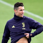 Cristiano Ronaldo en un entrenamiento de la Juventus.-EL PERIÓDICO