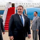Mike Pompeo tras su llegada al aerpuerto de Pionyang. /-REUTERS